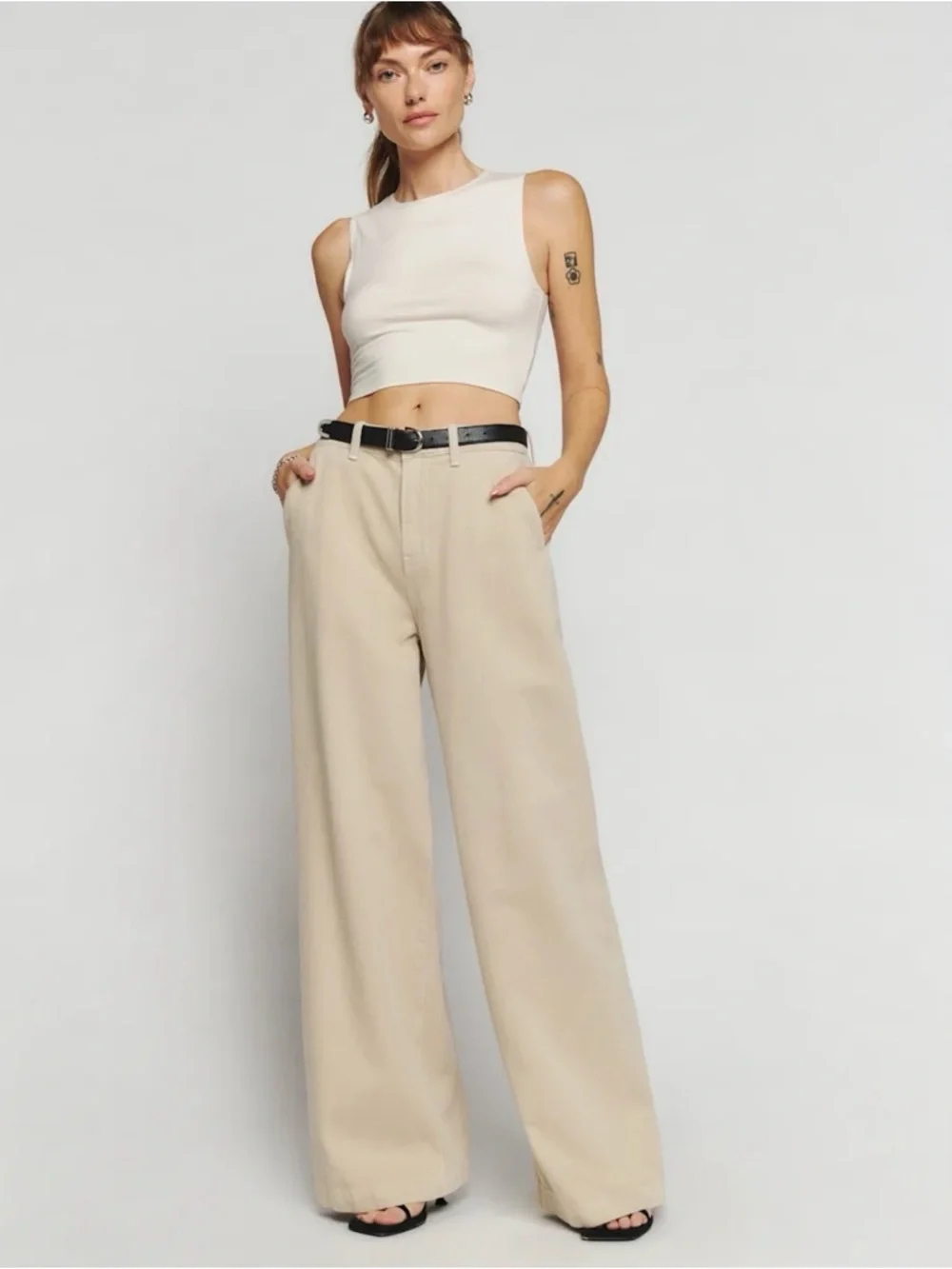 REFORMATION 100% organic cotton lggy Super Wide Leg Slouch women’s  jeans- Cream - Picture 3 of 10